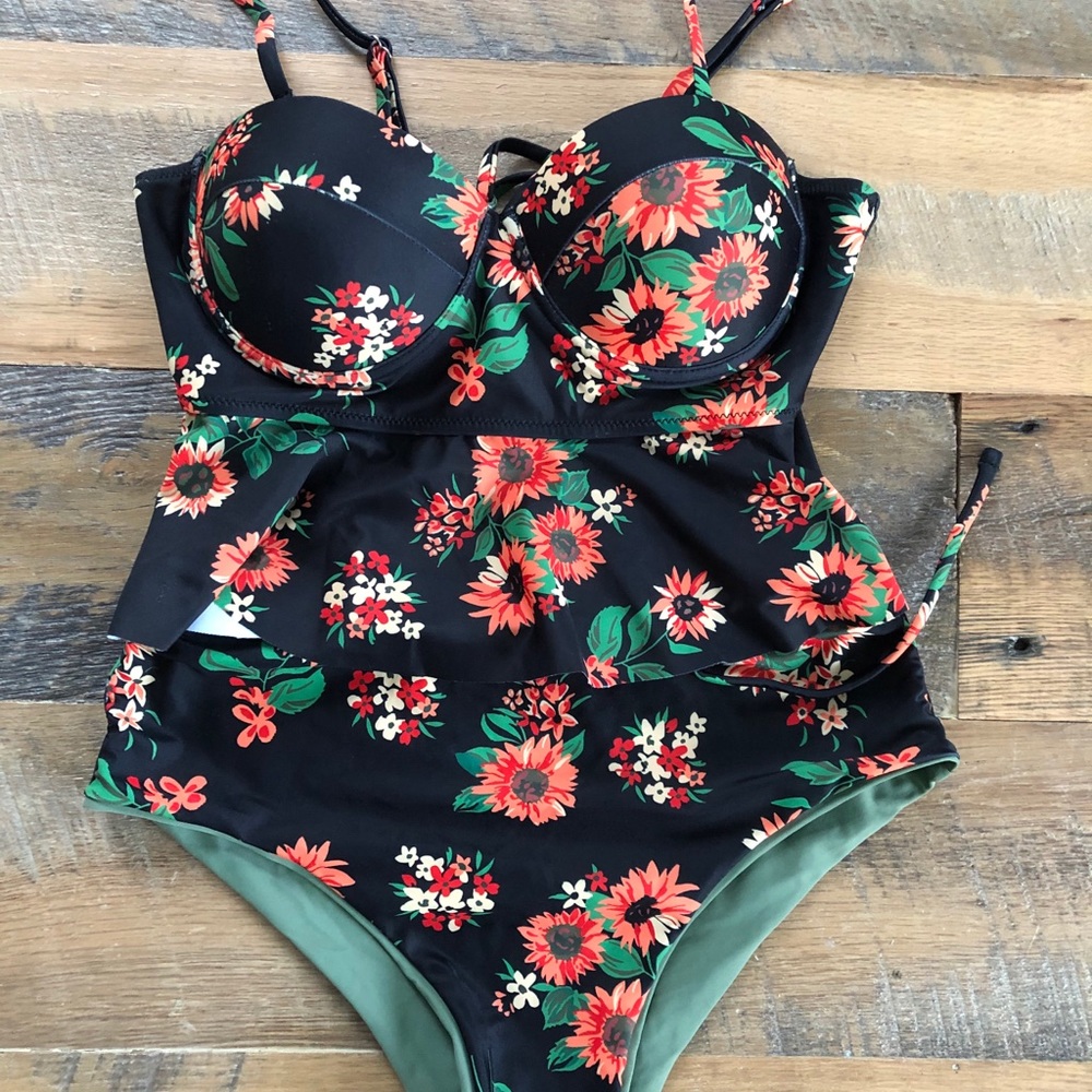 Floral Lace-up Push Up Reversible Tankini Swimsuit